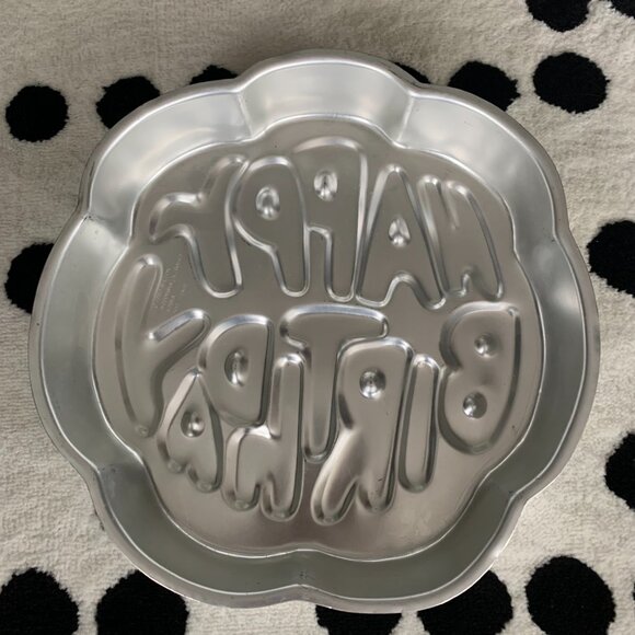 Vintage 80s Wilton Cake Pan Happy Birthday 3-D Shaped Mold 502-2405 Retro Baking - Picture 2 of 6